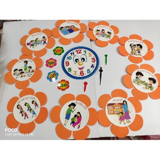 1 ngày của bé tranh dán tường