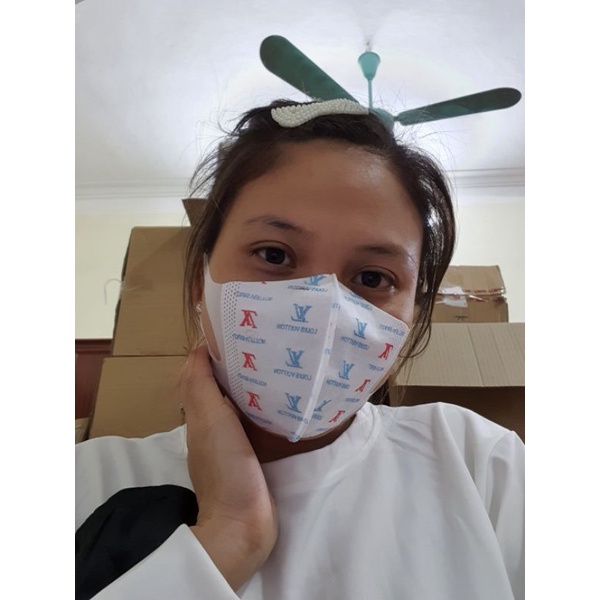 Hộp 50 Chiếc Khẩu trang y tế 3D Mask LV xanh đỏ