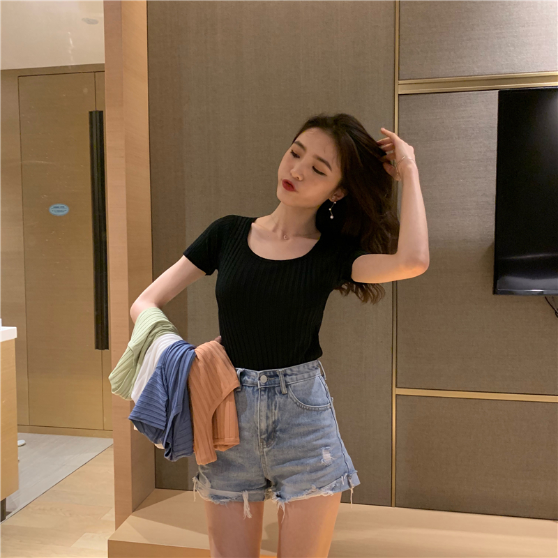 Áo Croptop Trễ Vai Phối Bèo Thời Trang Cho Nữ 2021