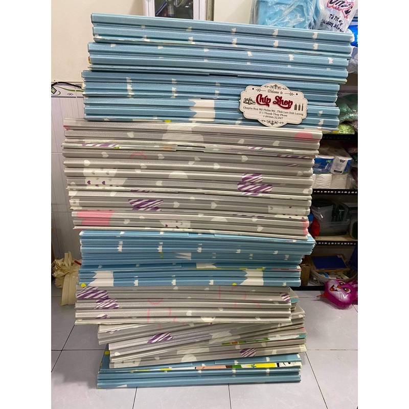 Thảm xốp PE chống thấm nước 2 mặt dành cho trẻ em 1,8x2m giao màu ngẫu nhiên | BigBuy360 - bigbuy360.vn