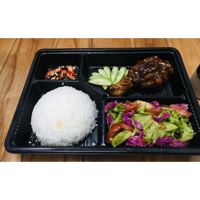 Set 100 hộp đế đen 4 ngăn HT25 / hộp cơm 4 ngăn cao cấp