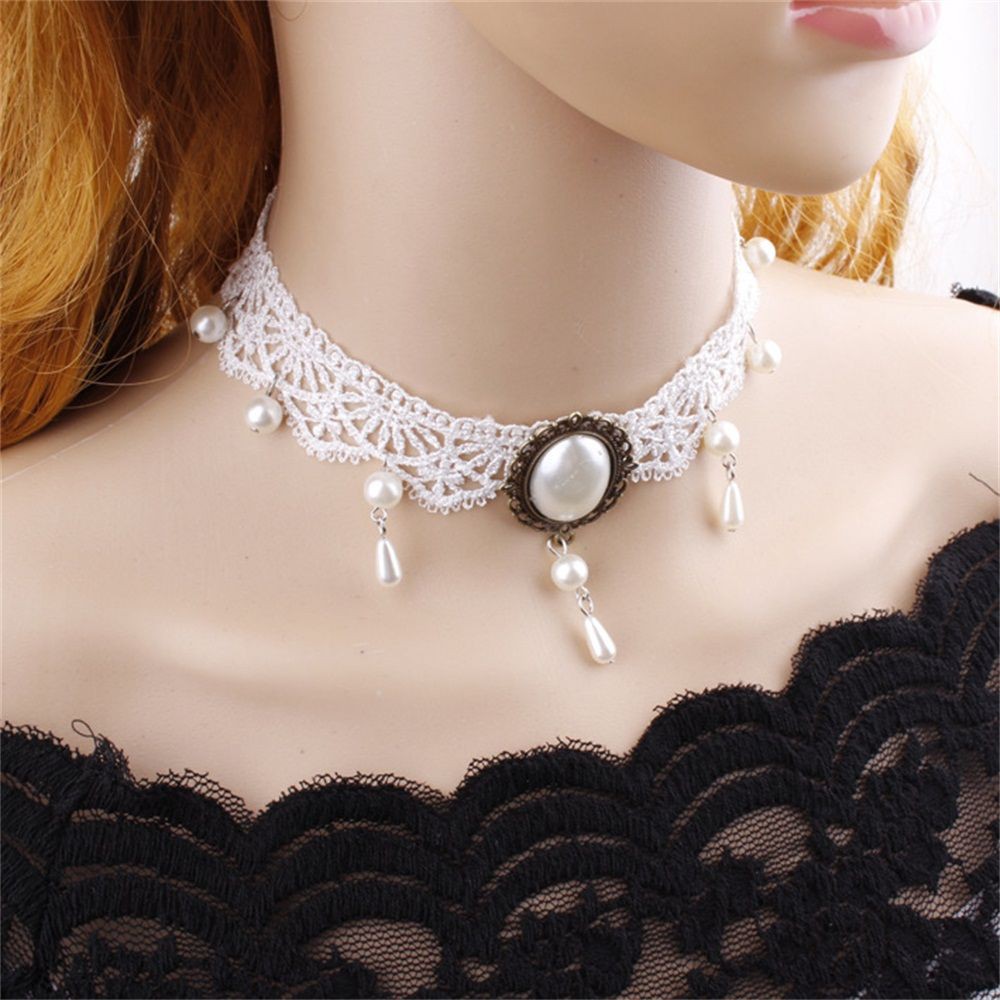 Vòng cổ choker thiết kế ren có đính hạt thời trang và nữ tính