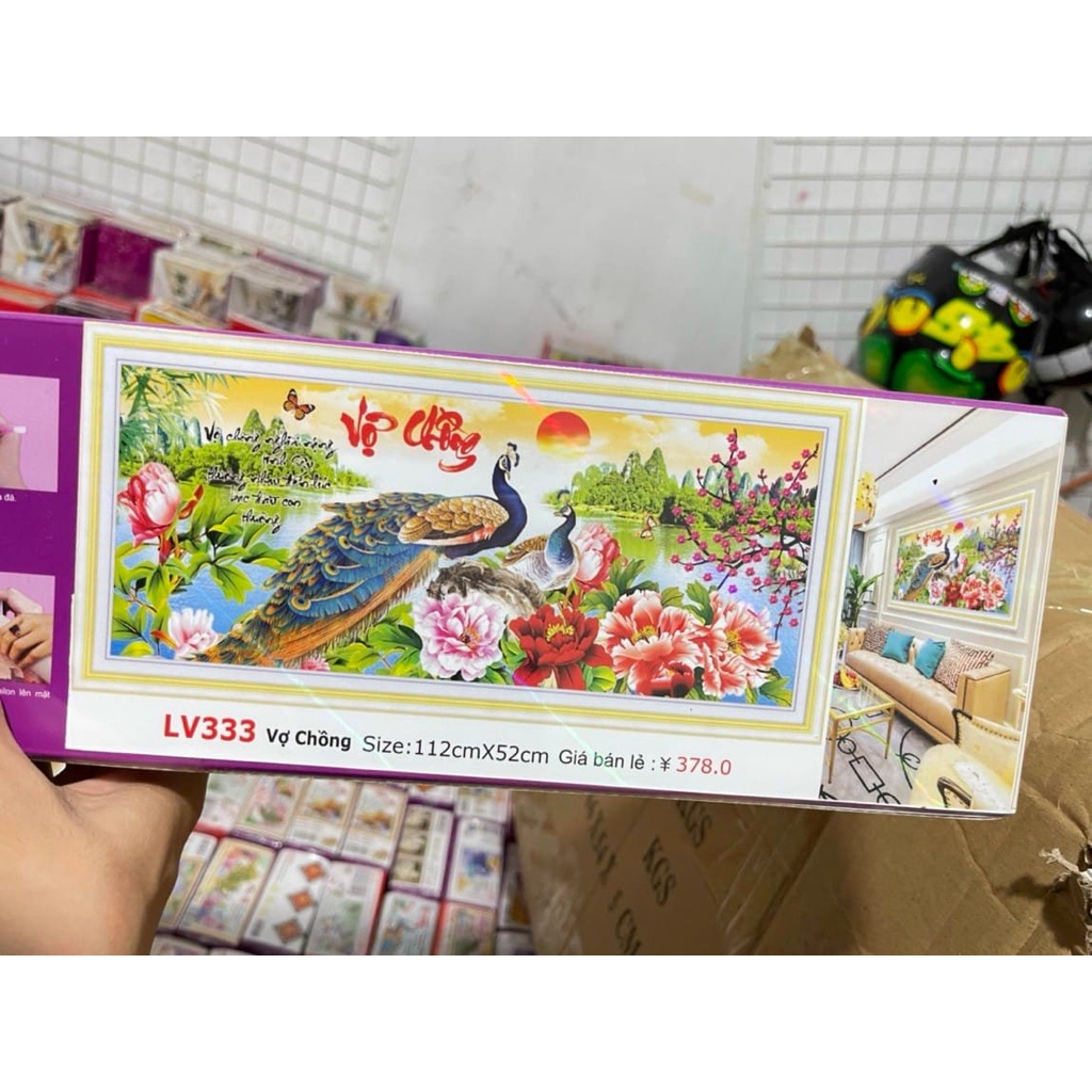 Tranh đính đá vợ chồng KT:112x52cm. Tranh gắn đá tự làm.