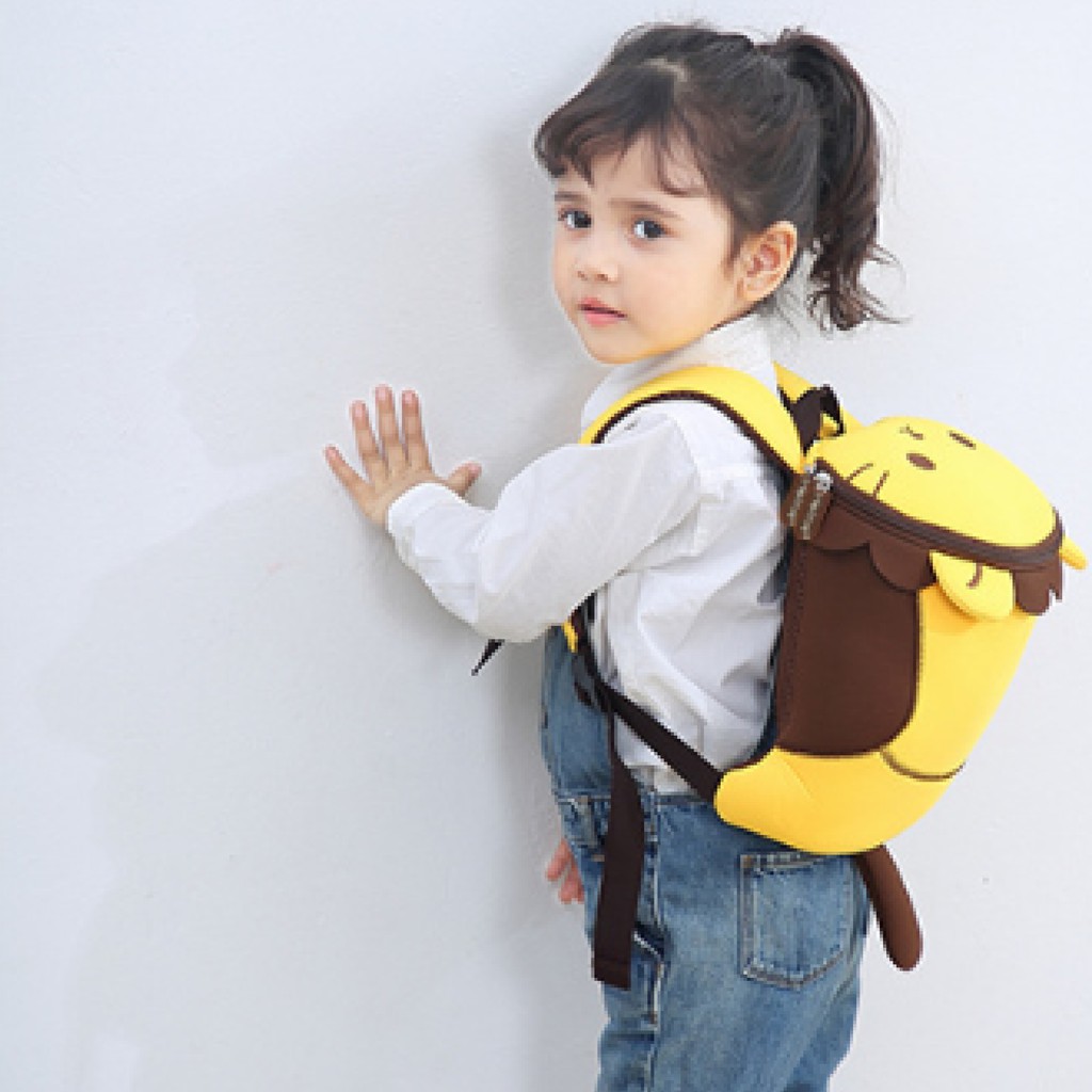 - Có Kèm Dây Đai Giữ Trẻ - Cho Trẻ >1 Tuổi