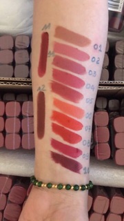 Son thỏi Bonjours Lipstick