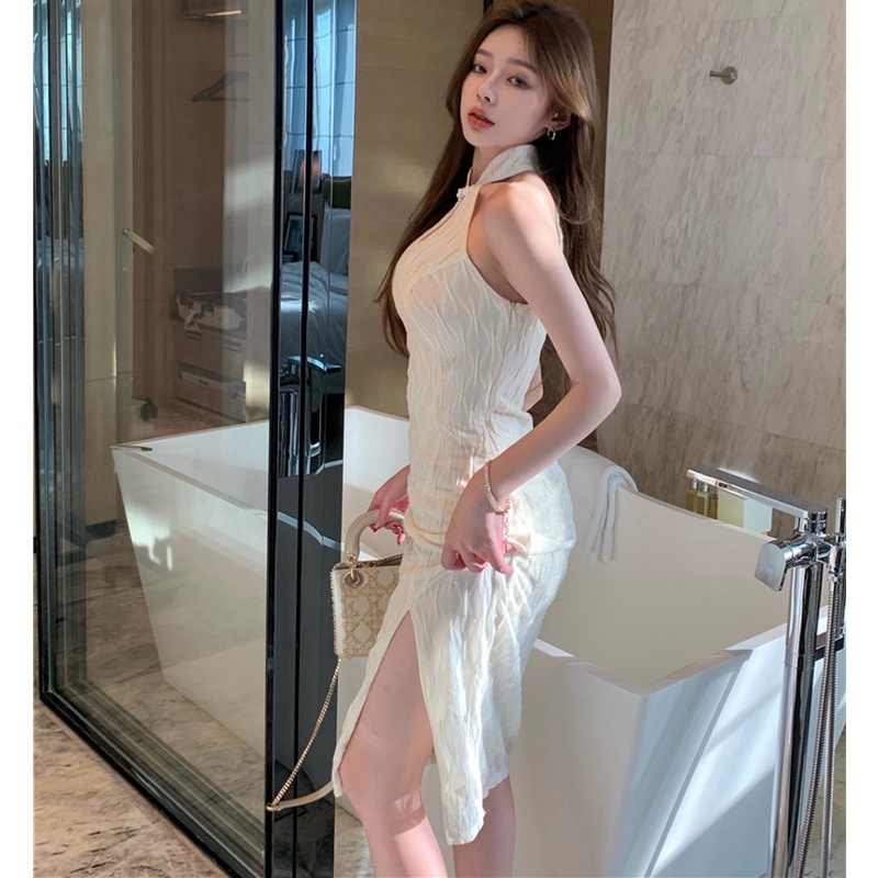 Đầm Midi Sát Nách Thiết Kế Xẻ Hợp Thời Trang