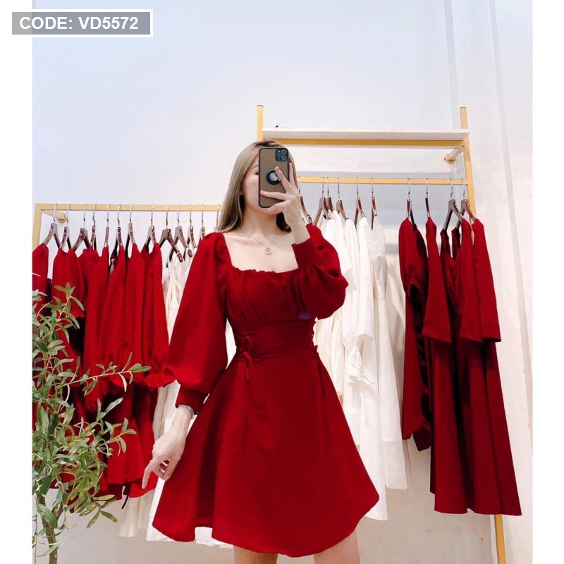 Đầm váy đỏ cổ vuông tay dài