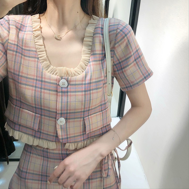 Áo Sơ Mi Tay Ngắn / Chân Váy Ngắn Nữ Tính (bán lẻ) | BigBuy360 - bigbuy360.vn