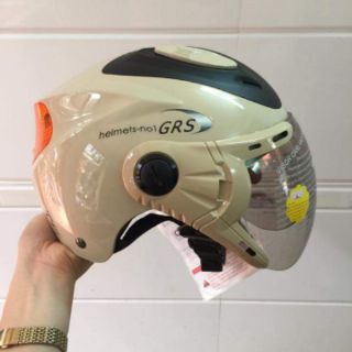 Mũ bảo hiểm GRS a913k phản quang