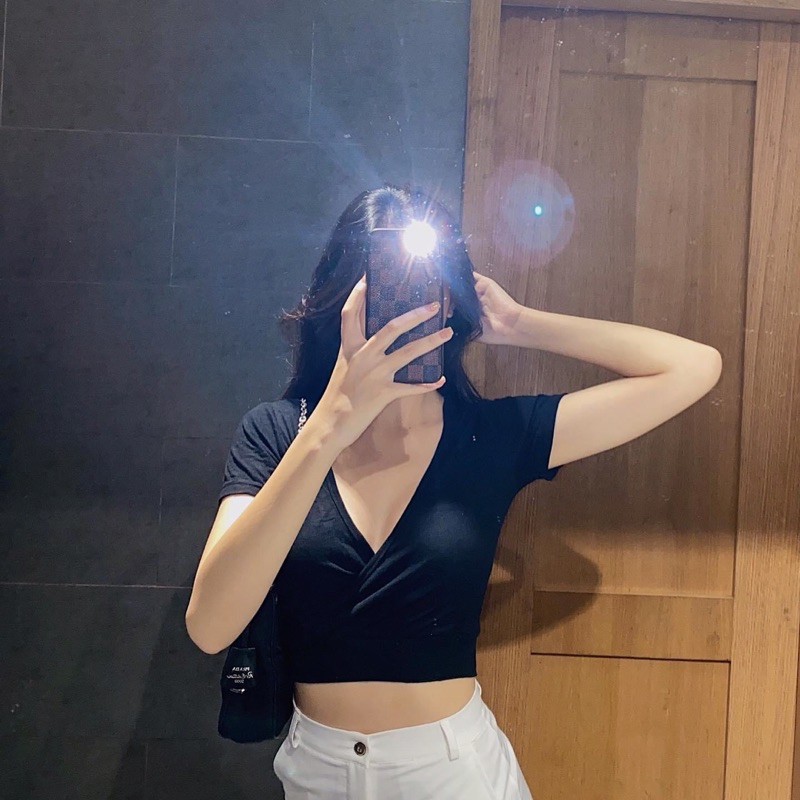 Áo Vạt Chéo Bo Eo