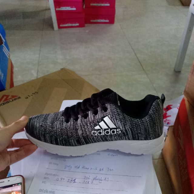 Giày thể thao nam/40/ xám.