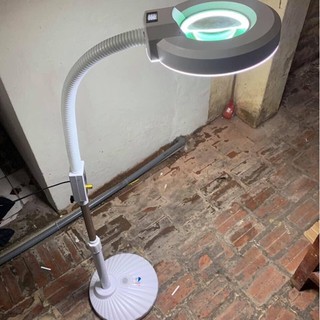 đèn led soi da spa to chân nặng