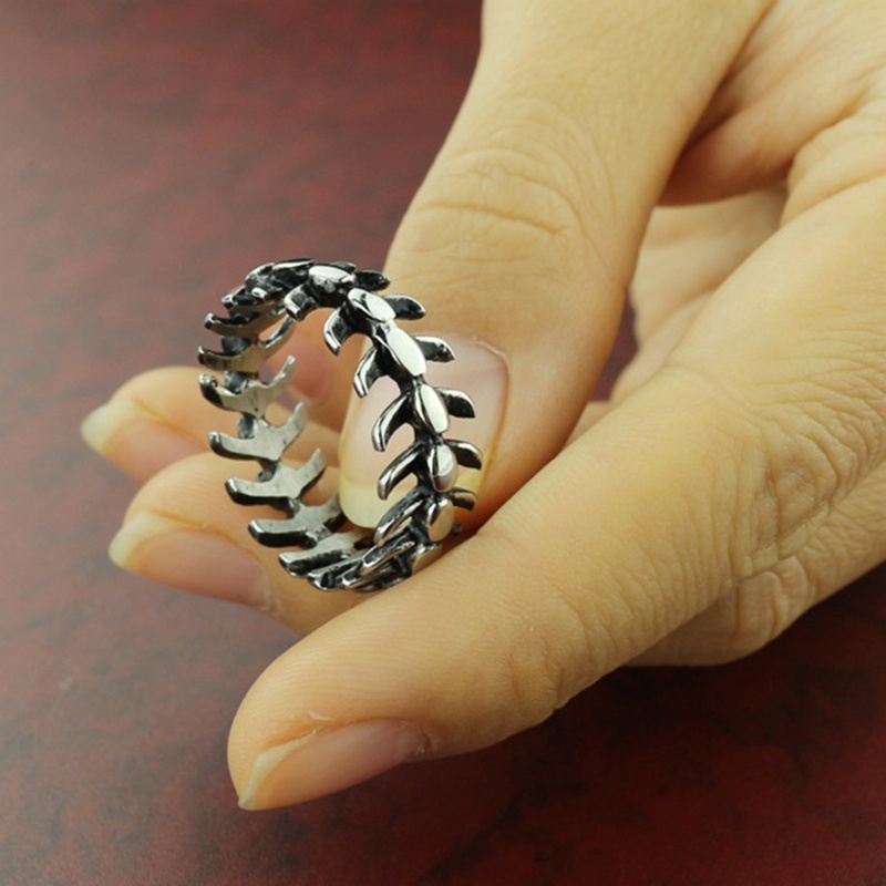 Nhẫn Đeo Tay Kim Loại Hình Đầu Lâu Cá Tính Cho Nam Nữ