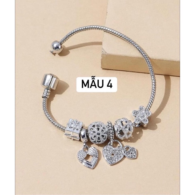 Vòng tay pan full charm
