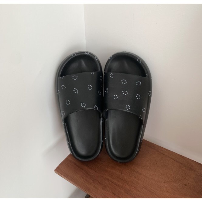 Dép Bánh Mì Họa Tiết Mặt Cười Phong Cách Hàn Quốc Đế Siêu Nhẹ