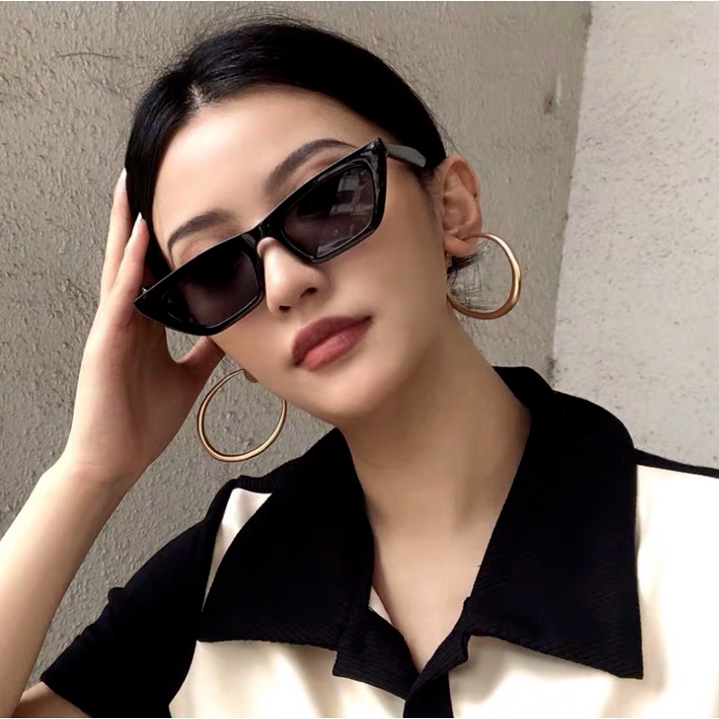 Kính mát mắt mèo We Flower màu đen phong cách cổ điển chống tia UV cho nữ