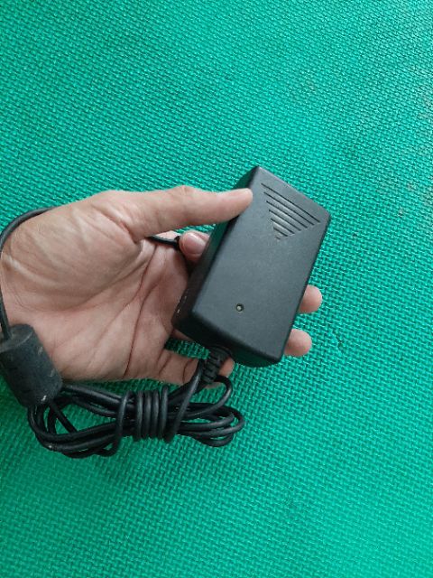 Adapter màn hình LG 12v 3.5a đầu kim lớn sài tốt. 589nhattao