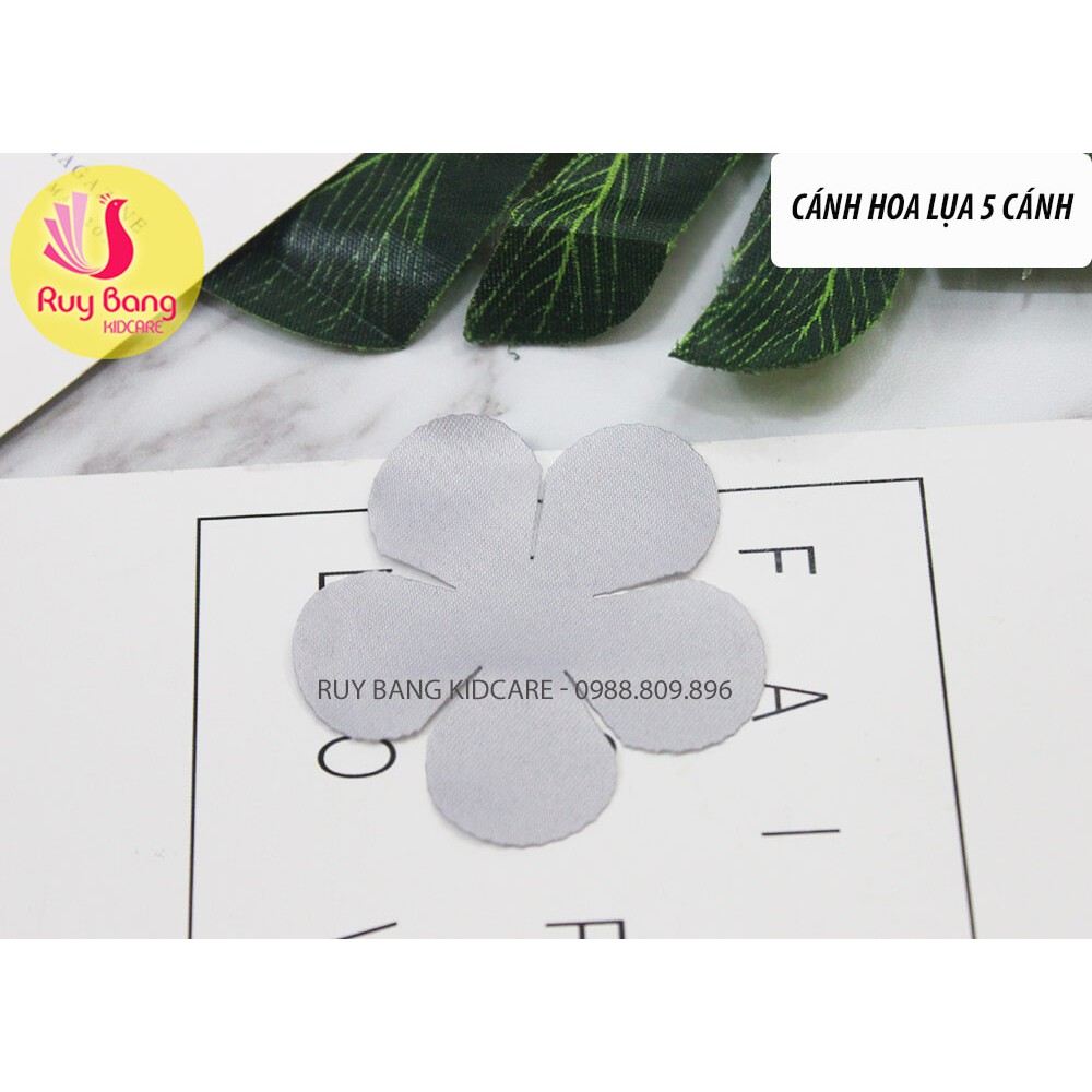 Cánh hoa lua 5 cánh 5,5cm ( gói 50c) - ship đơn hàng từ 100k