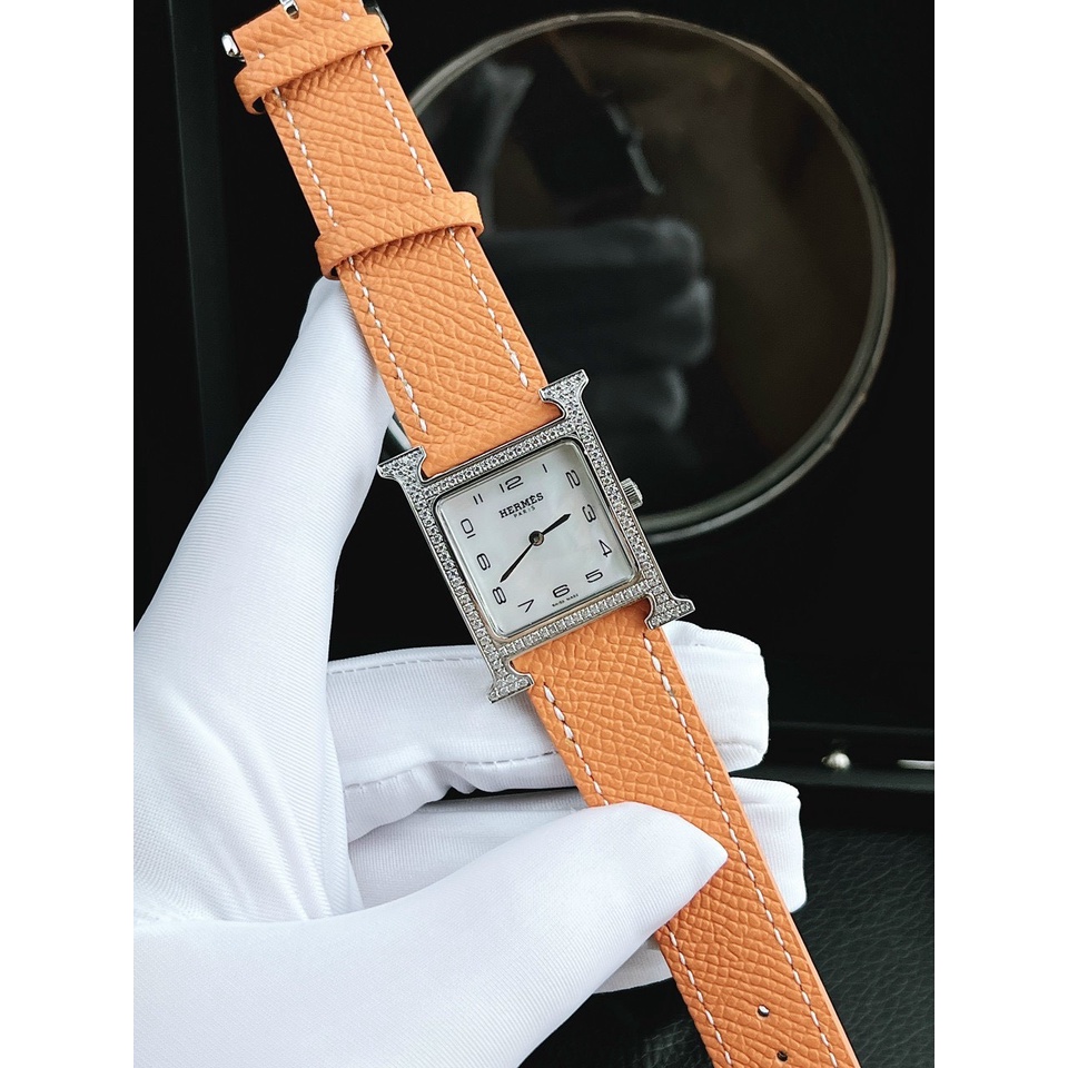 Đồng hồ nữ Hermes 22x22mm máy Swissquartz, mặt khảm trai trắng, khung thép không gỉ, dây da cao cấp