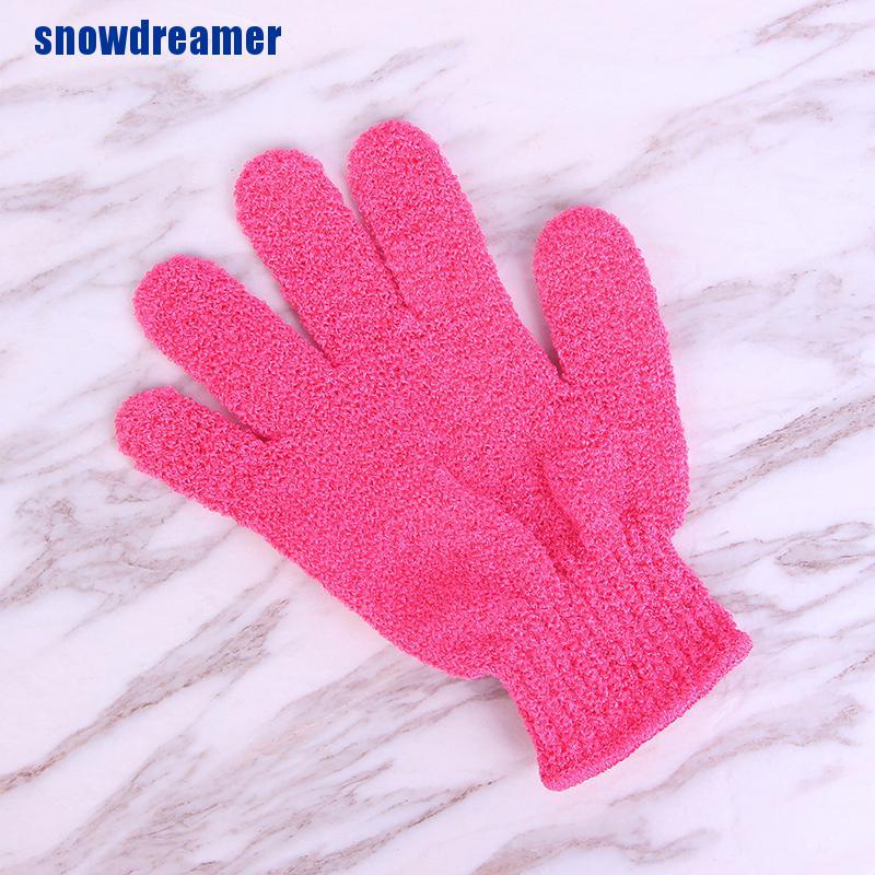 Găng Tay Tẩy Tế Bào Chết Bằng Xơ Mướp Tiện Dụng Khi Tắm