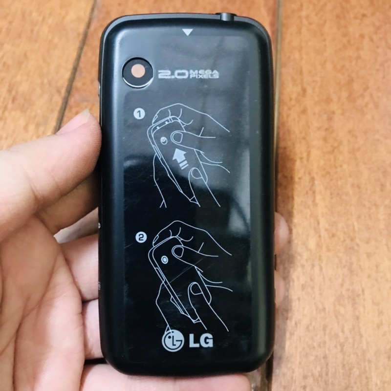 Vỏ cho điện thoại LG GS 290