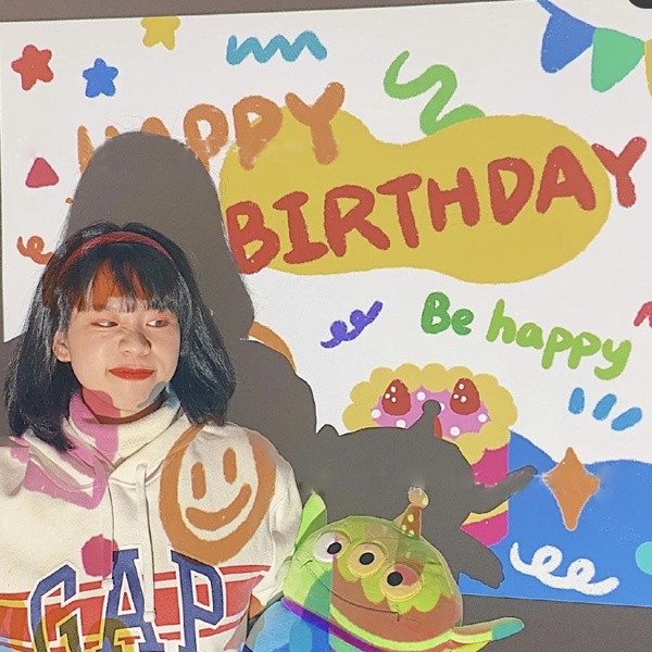 Máy chiếu hình ảnh phong cách Hàn Quốc dùng trang trí sinh nhật