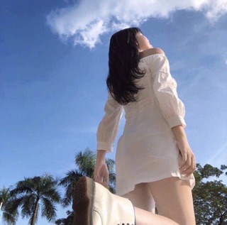 Đầm bẹt vai trắng đan dây eo