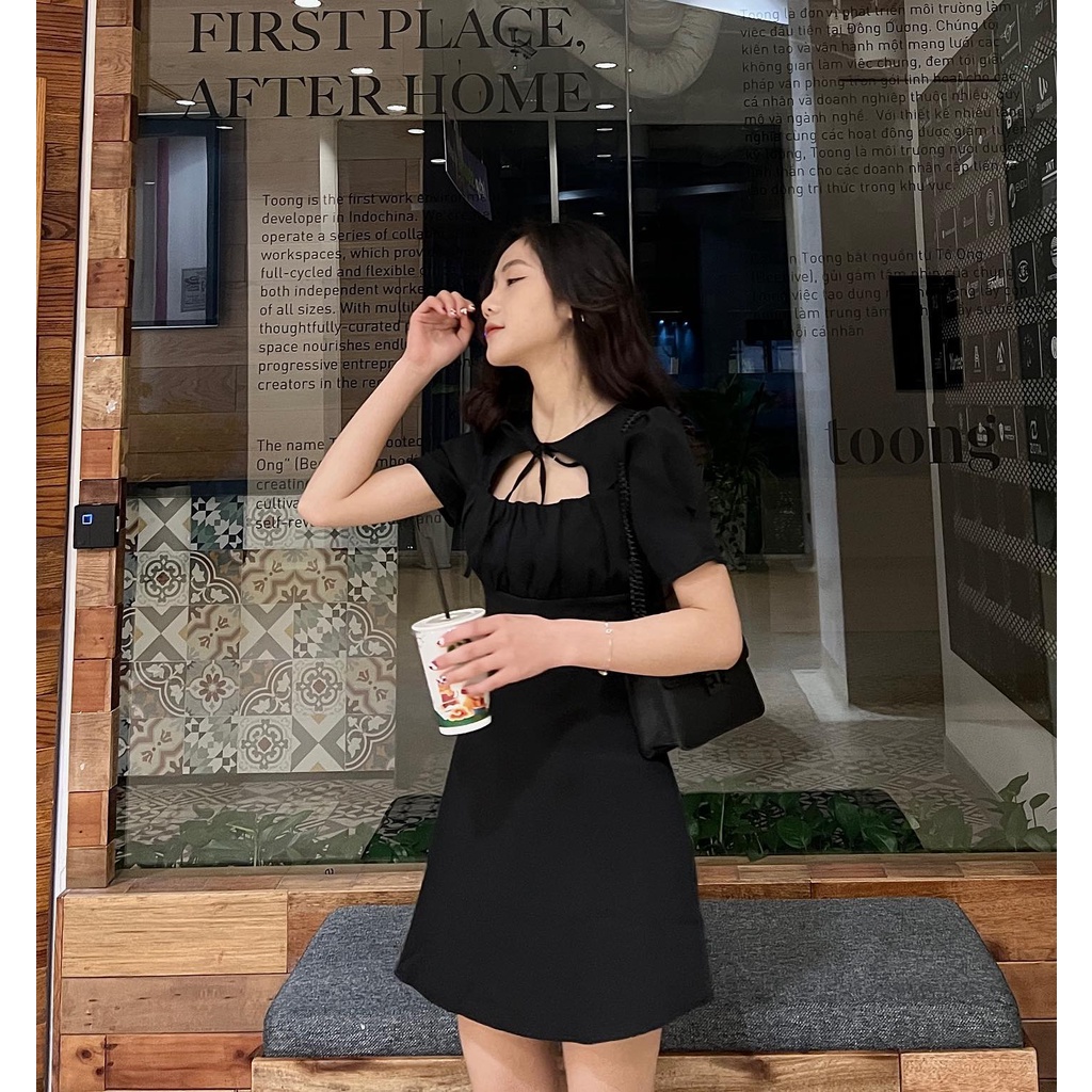Váy đen khoét ngực dây buộc, chất đũi mềm mát Miho house | BigBuy360 - bigbuy360.vn