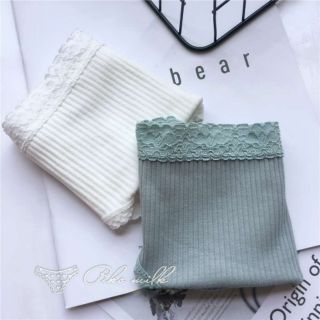Quần chip thun gân co giãn phối ren