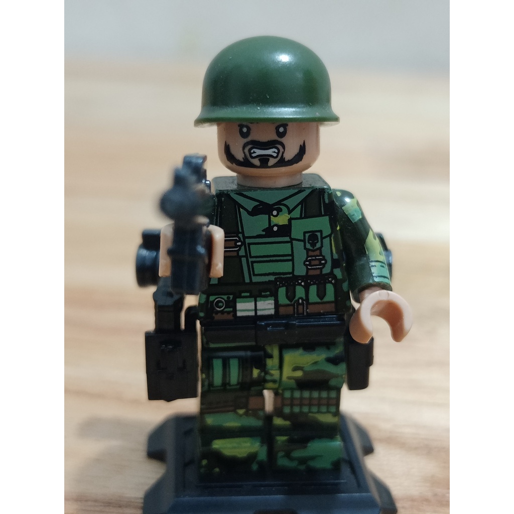 Combo nhân vật lego lính Mỹ trọn bộ mũ, đai và 2 súng