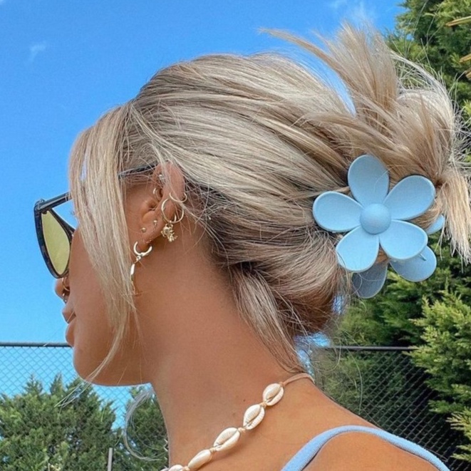 Kẹp tóc hình hoa bằng nhựa Acrylic