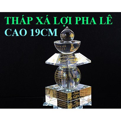 Tháp thờ xá lợi Phật bằng pha lê màu trắng