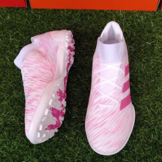 Giày đá banh, giày đá bóng Adidas Nemeziz 18.3 TF màu hồng trắng Sút Mạnh new ' > sale -IHIO(& 👄