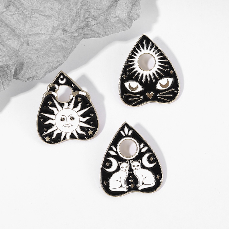 Ghim cài áo QIHE JEWELRY hình mèo mặt trăng mặt trời phong cách punk trang trí quần áo cho bạn bè