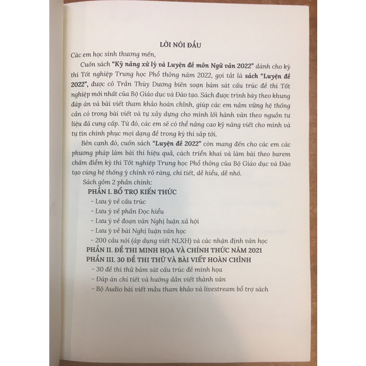 Sách - Kỹ năng xử lý và Luyện đề Môn Ngữ văn 2022