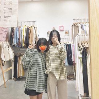 Pull kẻ dài tay