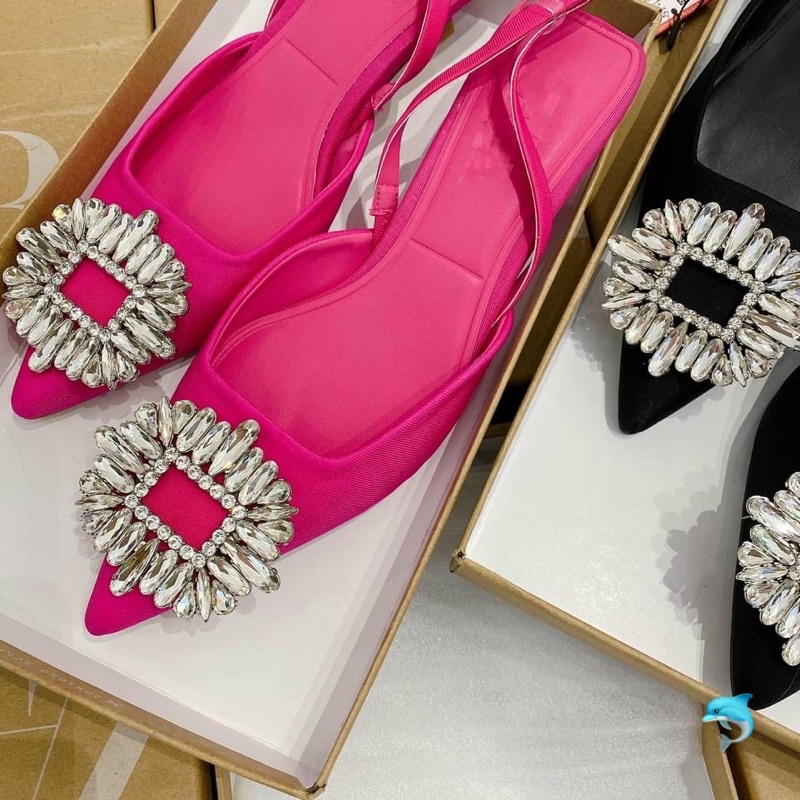 Guốc mũi nhọn gắn đá mặt