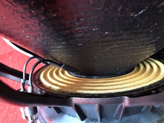 Bass sub 50 audio line