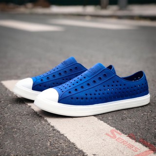 (GIÁ TỐT) Giày nhựa đi mưa nam dáng Sneaker siêu nhẹ, mềm êm chân không thấm nước