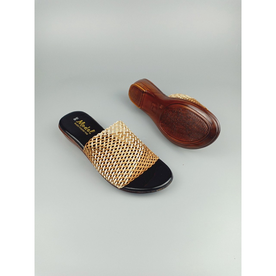 Dép Lưới Nữ Trung Niên Cao 3cm Cho Mẹ,Cho Bà Có Size Lớn 36-43