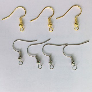 4 khuyên tai móc câu