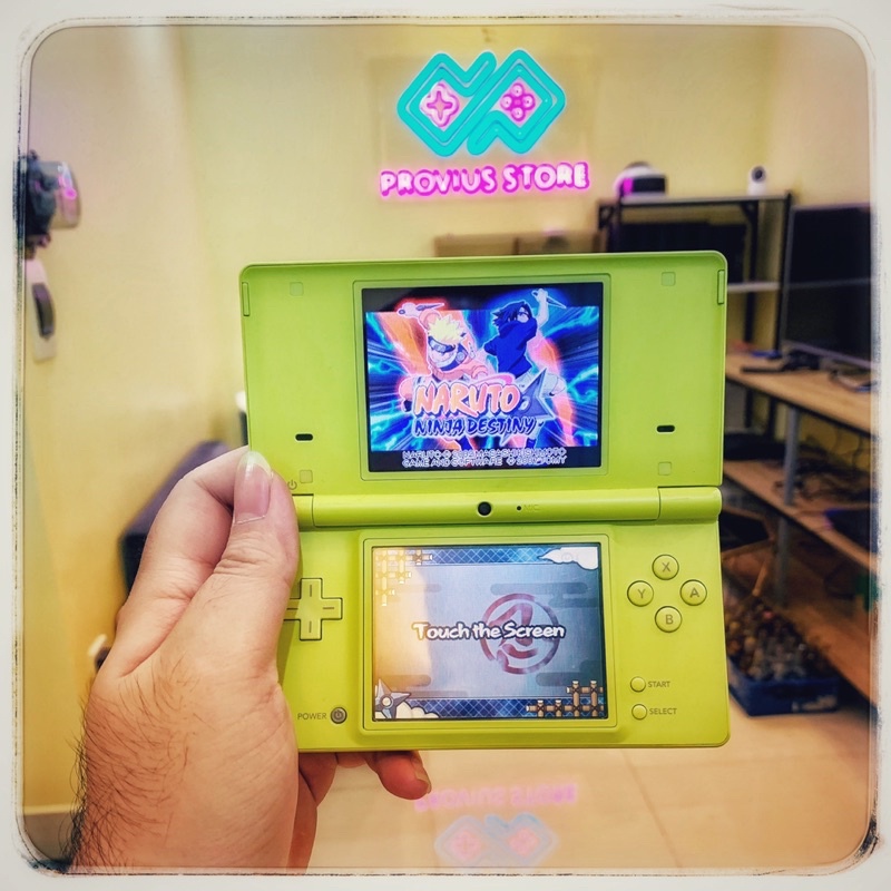 Máy chơi Game Nintendo DSi + thẻ 32Gb