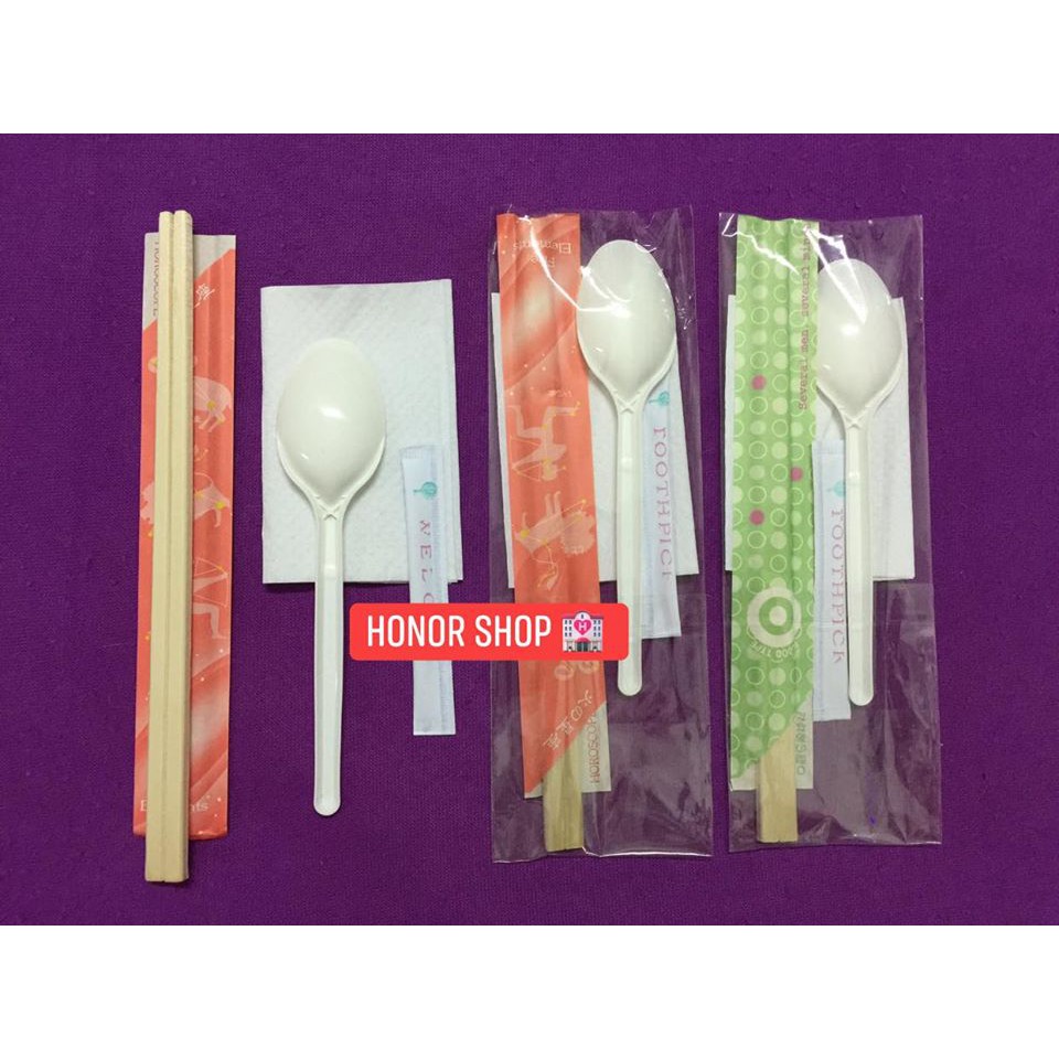 Combo 50 bộ đũa gỗ xuất Nhật + muỗng + khăn + tăm dùng 1 lần
