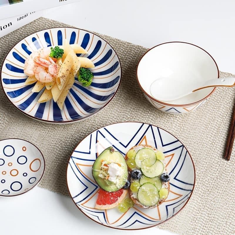 Set 4 đĩa gốm sứ 20cm họa tiết hoa văn vẽ tay phong cách Nhật Bản