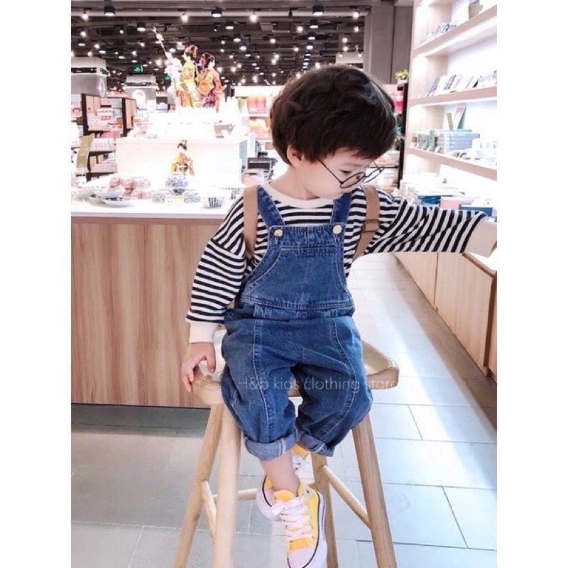 (jean baby) sét hai chi tiết yếm jean bò+áo phông kẻ dài tay(6-15kg)