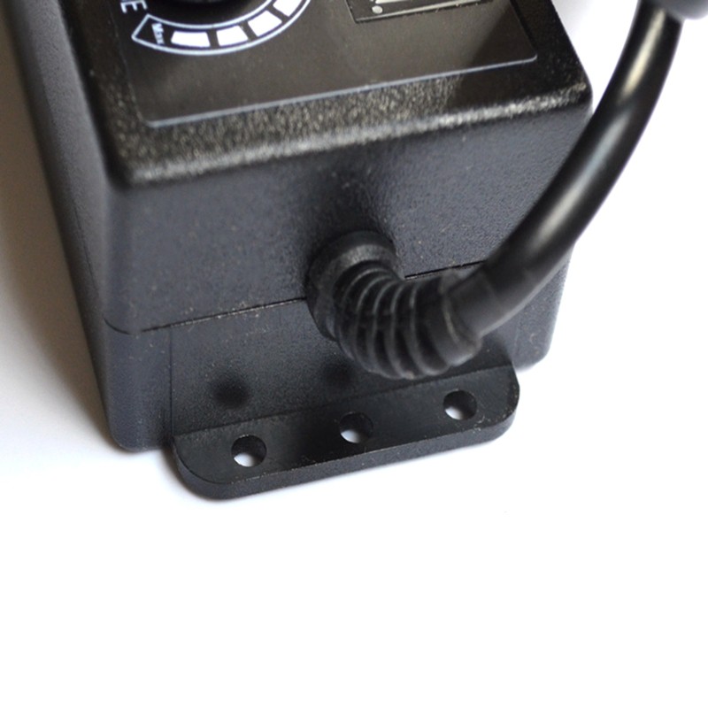 Bộ điều chỉnh nguồn AC/ DC 9-24V 3A có màn hình hiển thị điện áp