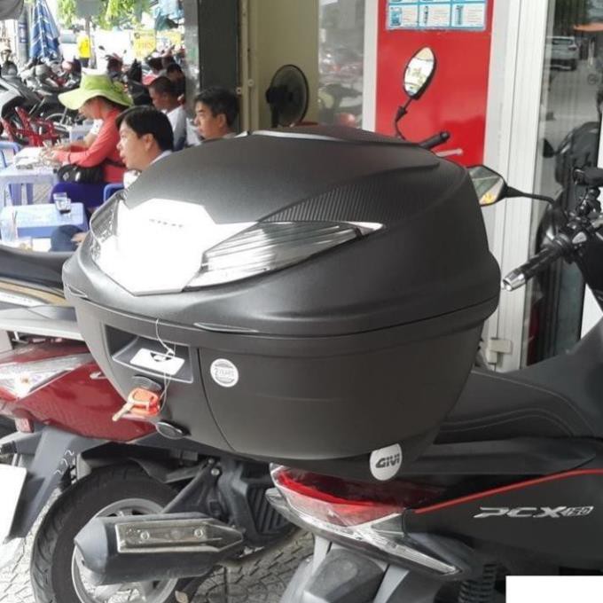 Thùng đựng đồ xe máy Givi B360NT 36Lít  chính hãng