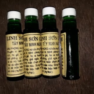 Dầu phong Linh Sơn 30ml