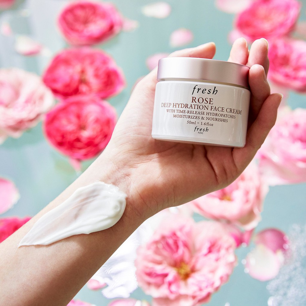 Kem dưỡng ẩm da Fresh Rose Deep Hydration Face