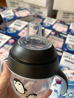 Bình tập uống Avent 200ml
